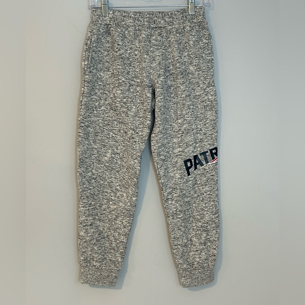 NFL Team Apparel Patriots Youth Joggers L (14/16) Gray Sweatpants